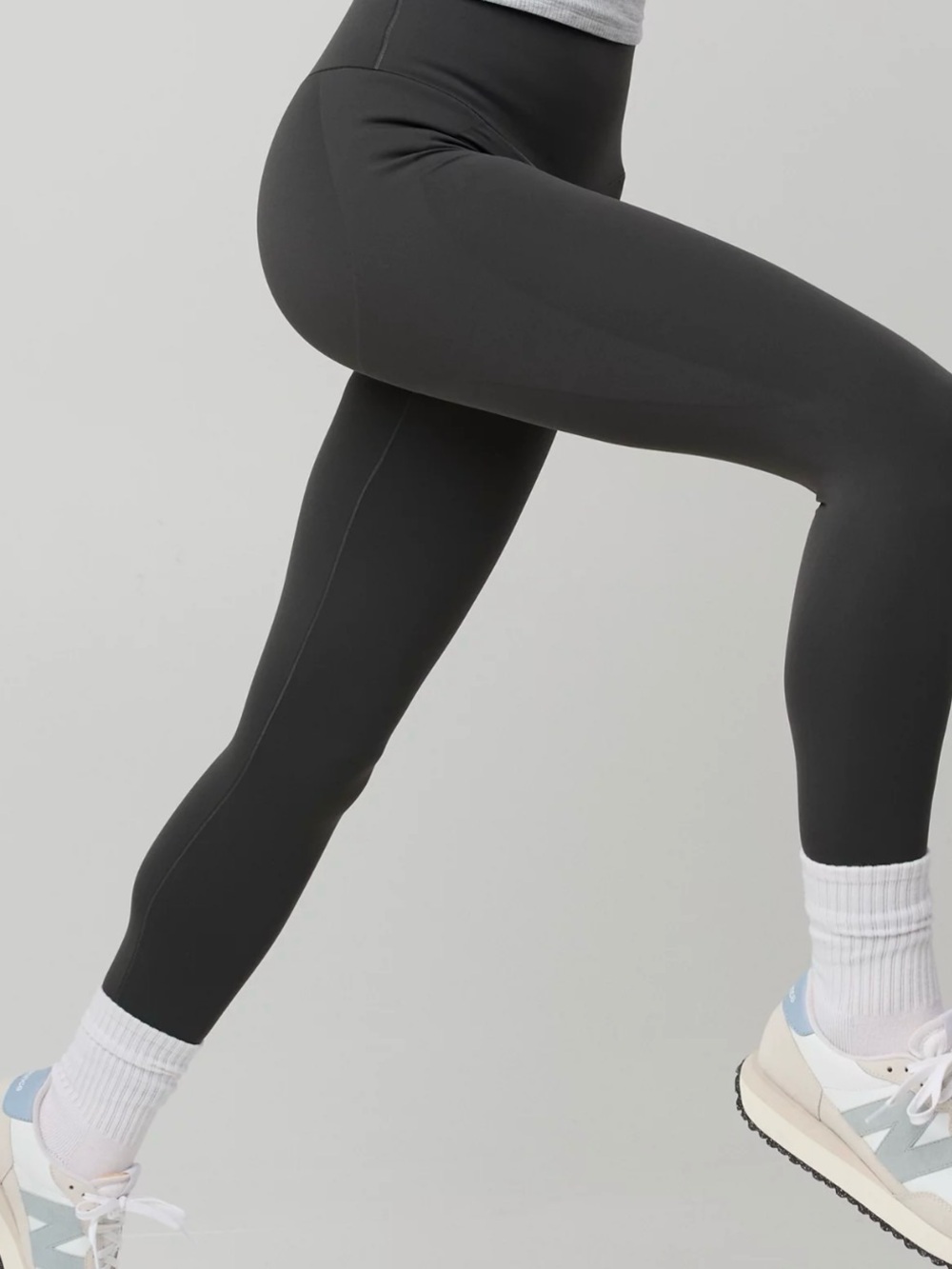 OFFLINE By Aerie Real Me XTRA Hold Up! Lift Legging Smoked Gray Small